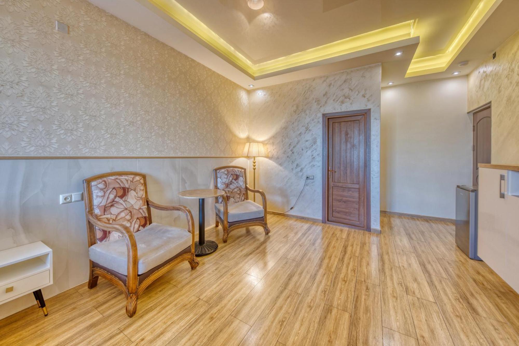 Aleppo Hotel Єреван Екстер'єр фото