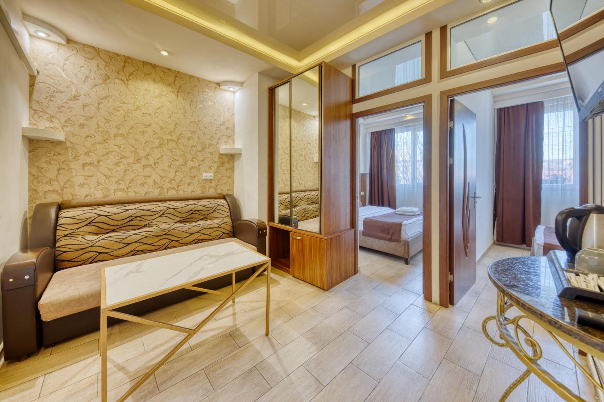 Aleppo Hotel Єреван Екстер'єр фото