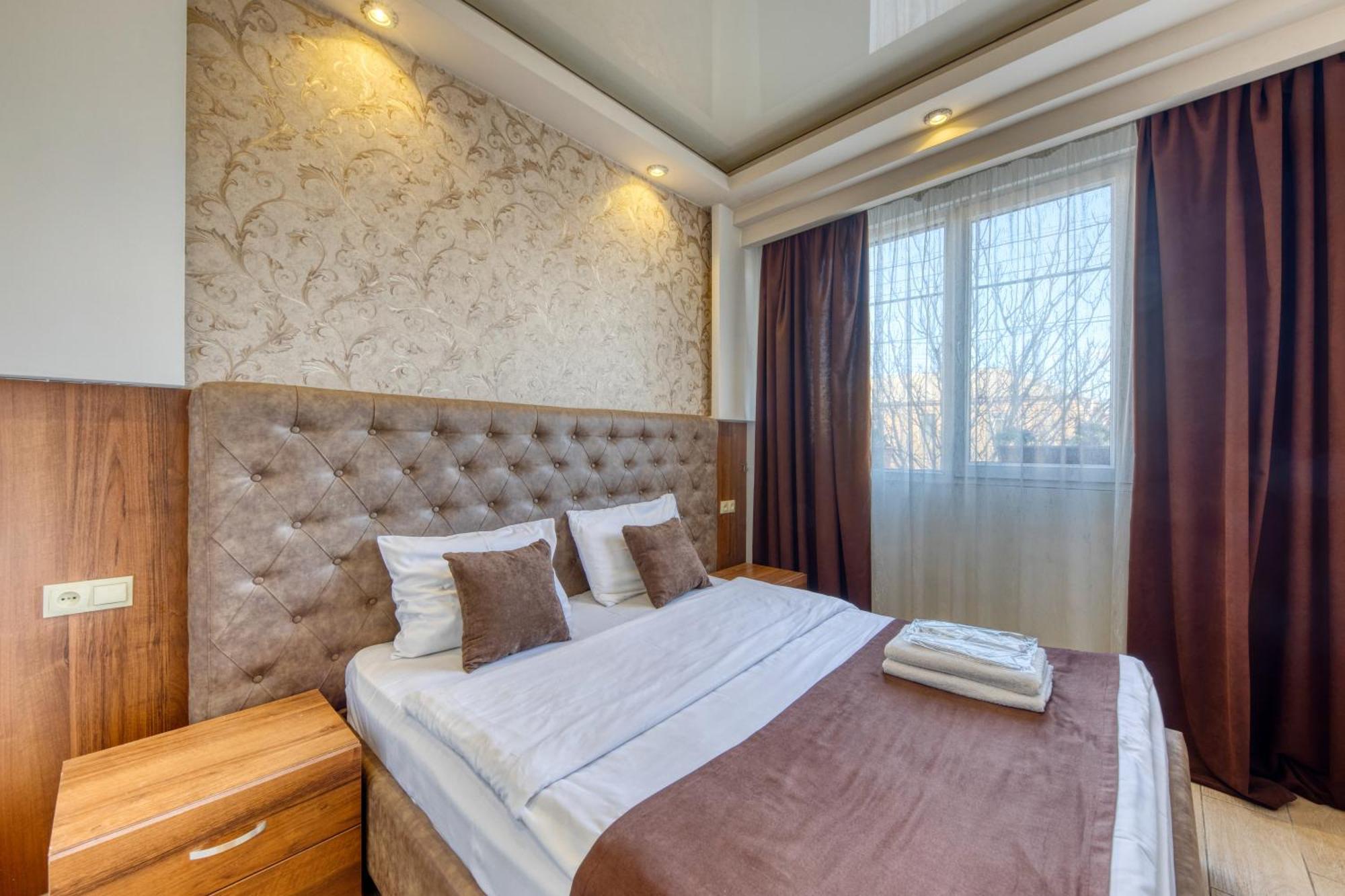 Aleppo Hotel Єреван Екстер'єр фото