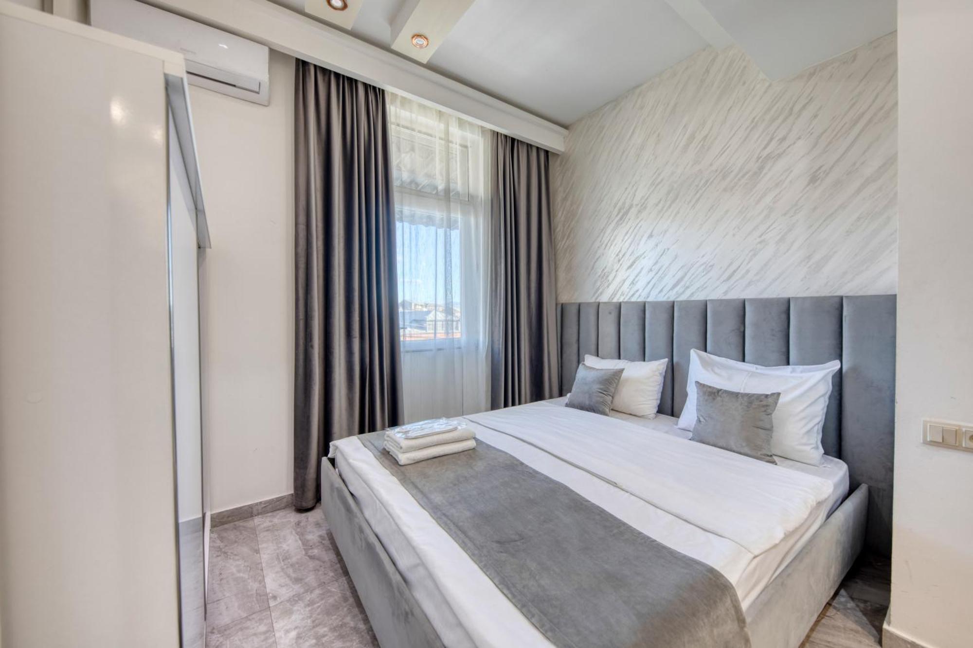 Aleppo Hotel Єреван Екстер'єр фото