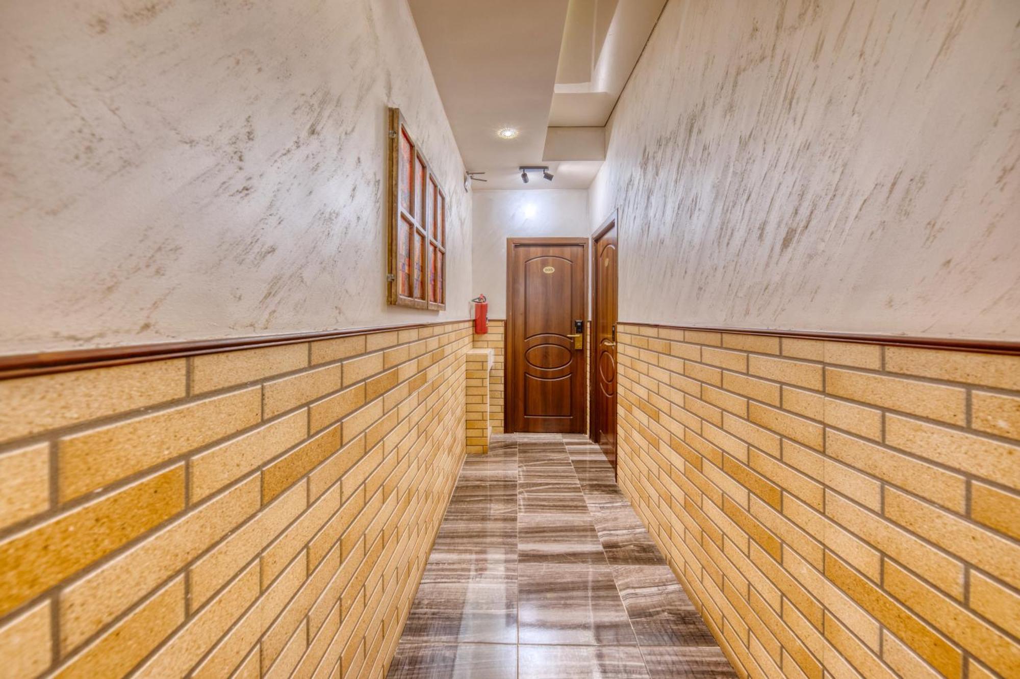 Aleppo Hotel Єреван Екстер'єр фото